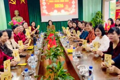 XUÂN VỀ TRÊN MÁI TRƯỜNG THÂN YÊU